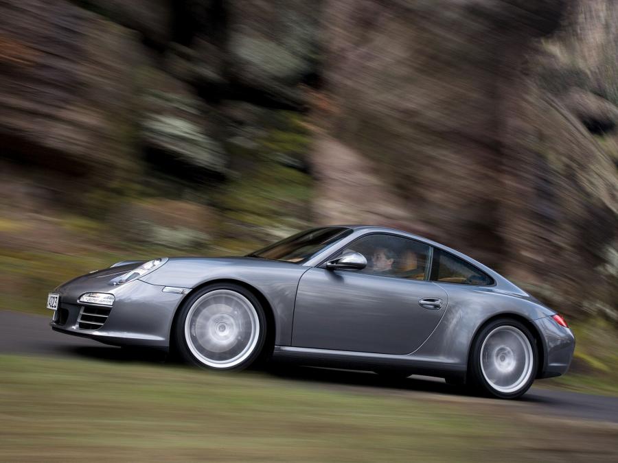  Porsche 911 Carrera 4 2009 года  (фото 20 из 26)